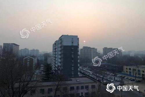 北京海淀区今06时气温仅-1℃，体感寒冷。