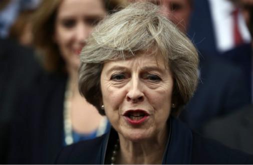 英国首相特雷莎梅:议会必须接受英国脱欧公投