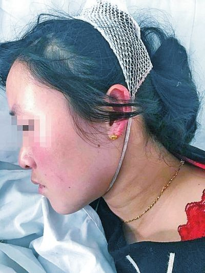 正月初三被打后，李红霞住进了医院。