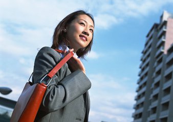 报告指出:香港50家大型企业女董事占比达12.4